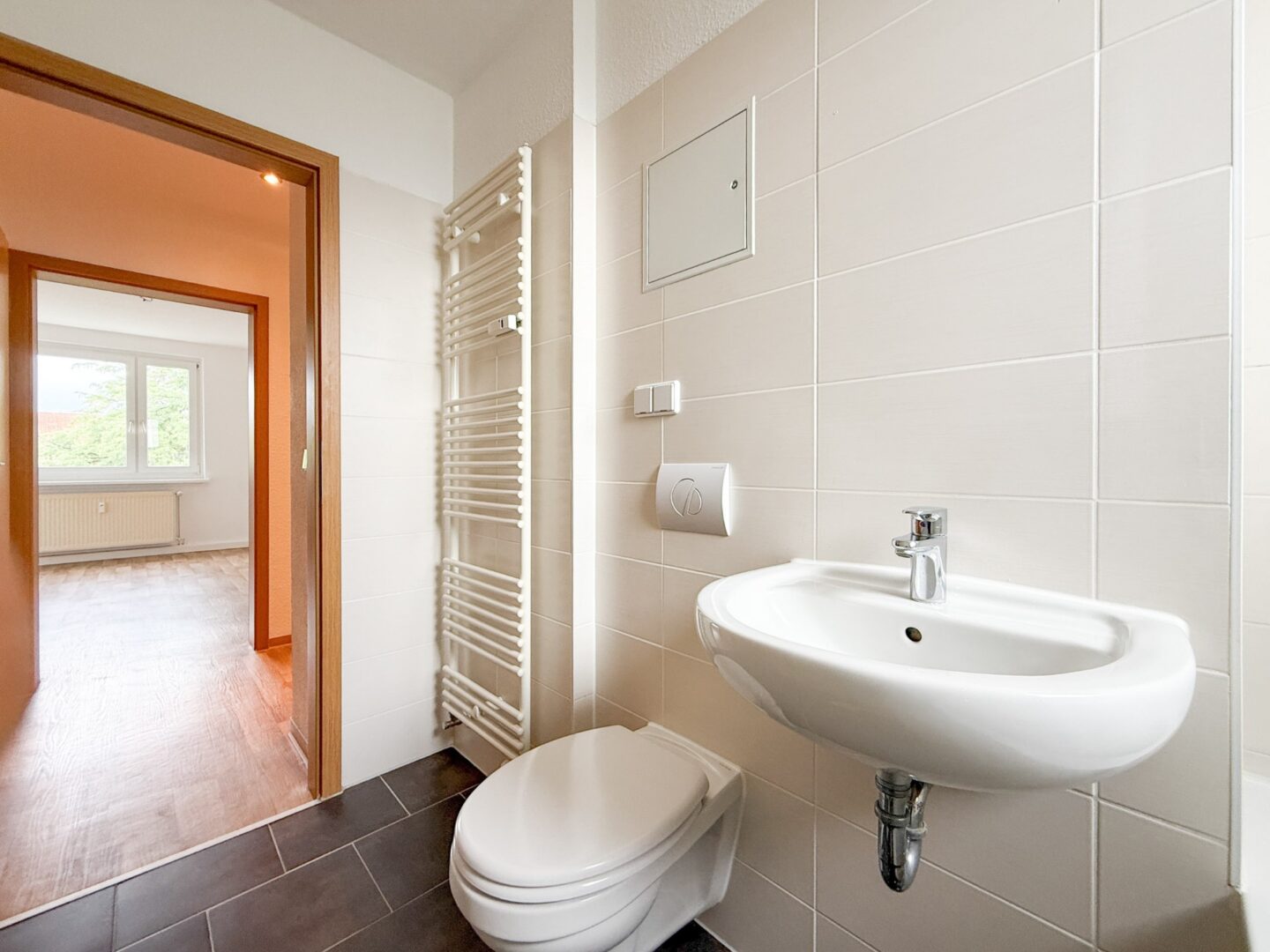 Bad mit Wanne